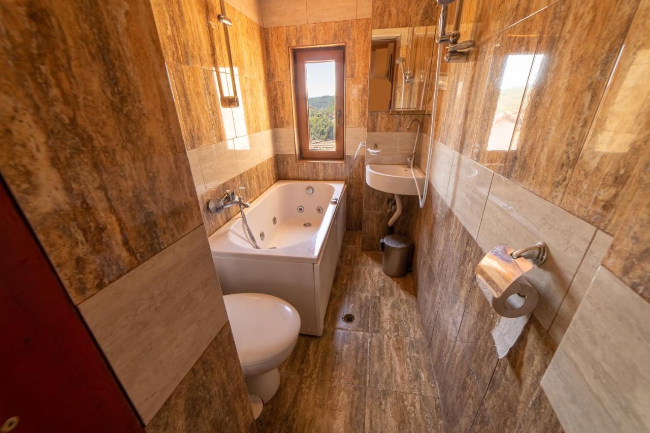 Винената Къща Veliko Tarnovo Ngoại thất bức ảnh